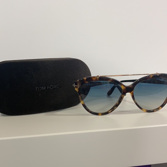 Tom Ford - Picture 4 of 4